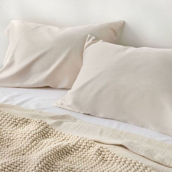 Casaluna Other - Casaluna - Standard 400 Thread Count Rayon from Bamboo Pillow Natural